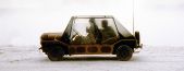 1967 : La Mini moke en Alaska (c‘est exquis !) : avec un hard-top en plexiglas et des portes coulissantes…