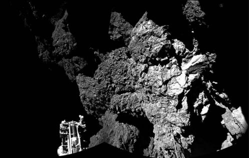 Première photo originale, prise par la sonde Philae, après son cométissage sur la comète Churyumov-Gerasimenko 67 P
